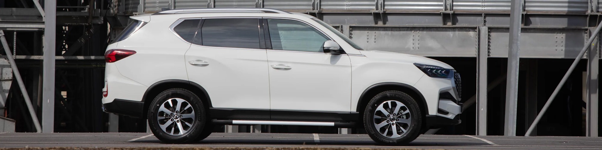 kgm rexton-commercial Banner