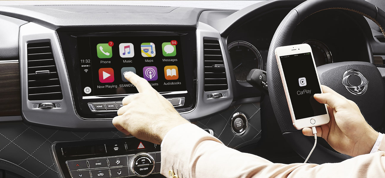 APPLE CARPLAY AND GOOGLE ANDROID AUTO